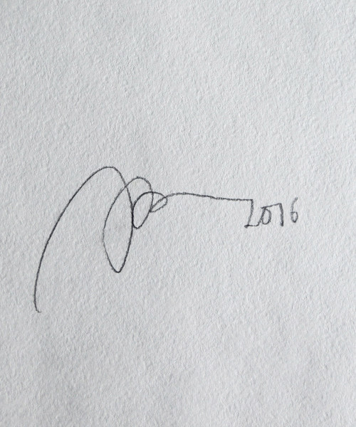 Девушка с веером и сигаретой